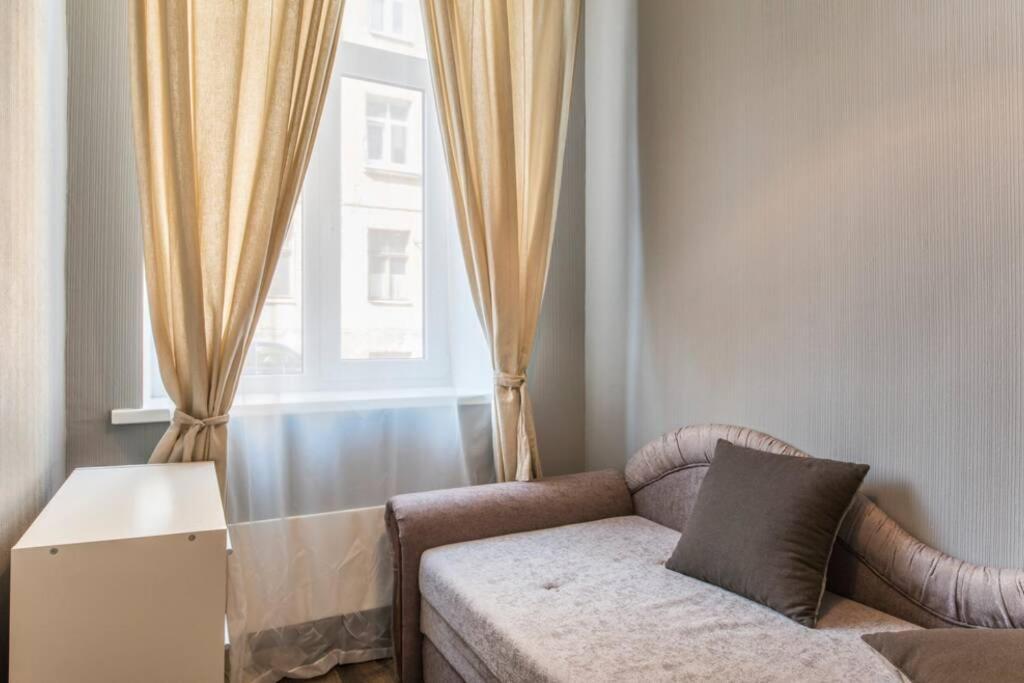 Lejas 5 Self Check In Out 5 Can Stay Free Parking Close To The City Center Riga Ngoại thất bức ảnh